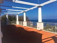 Elegant Villa in Capri with Panoramic View of the Bay of Naples 🛁 3 🛌 3 - 18