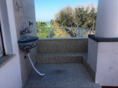 Spacious detached house with wide spaces and gardens with sea views 🛁 3 🛌 3 - 19