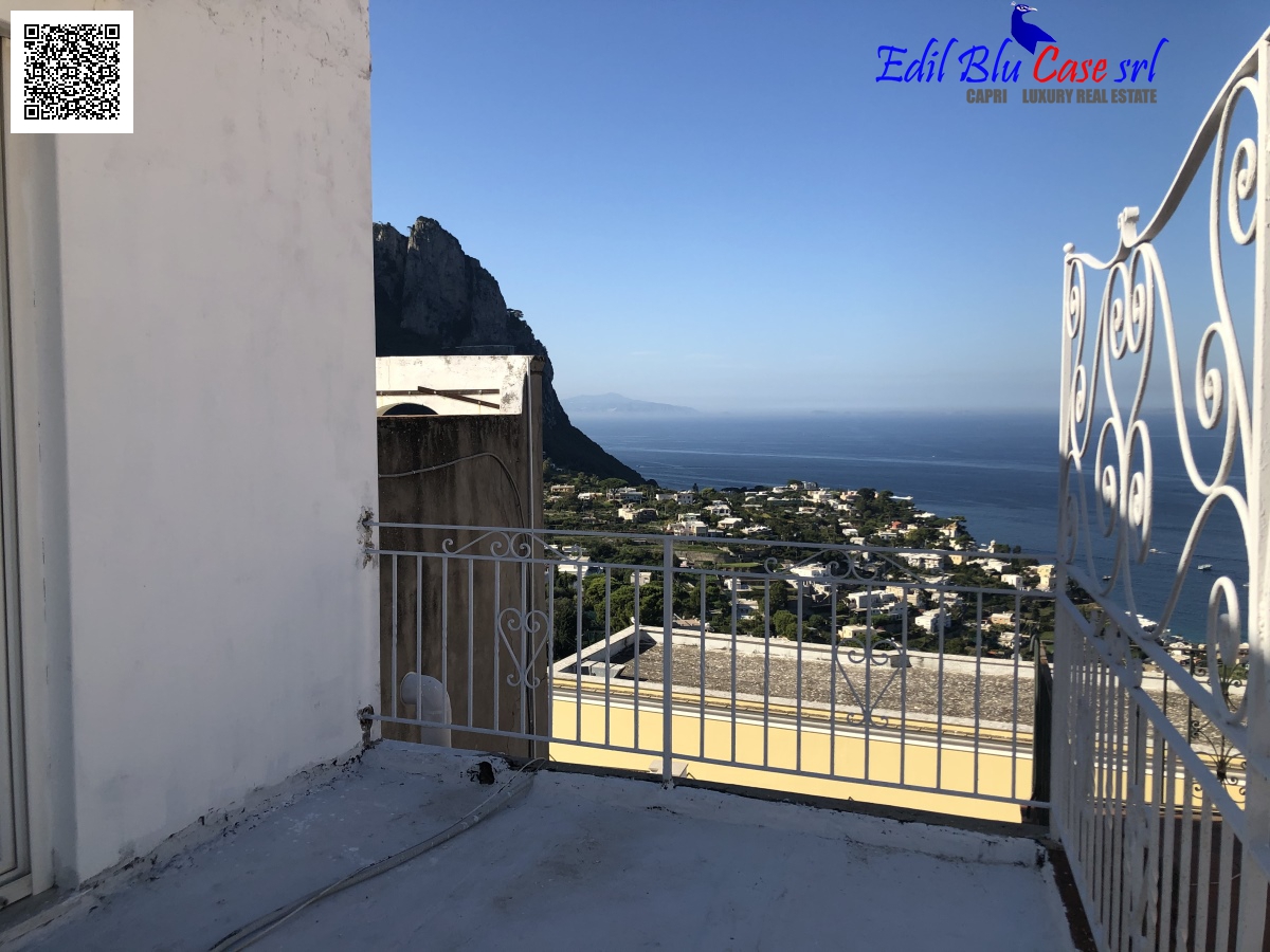 Stabile intero - Palazzo CAPRI vendita  Capri  Capri Edilblucase
